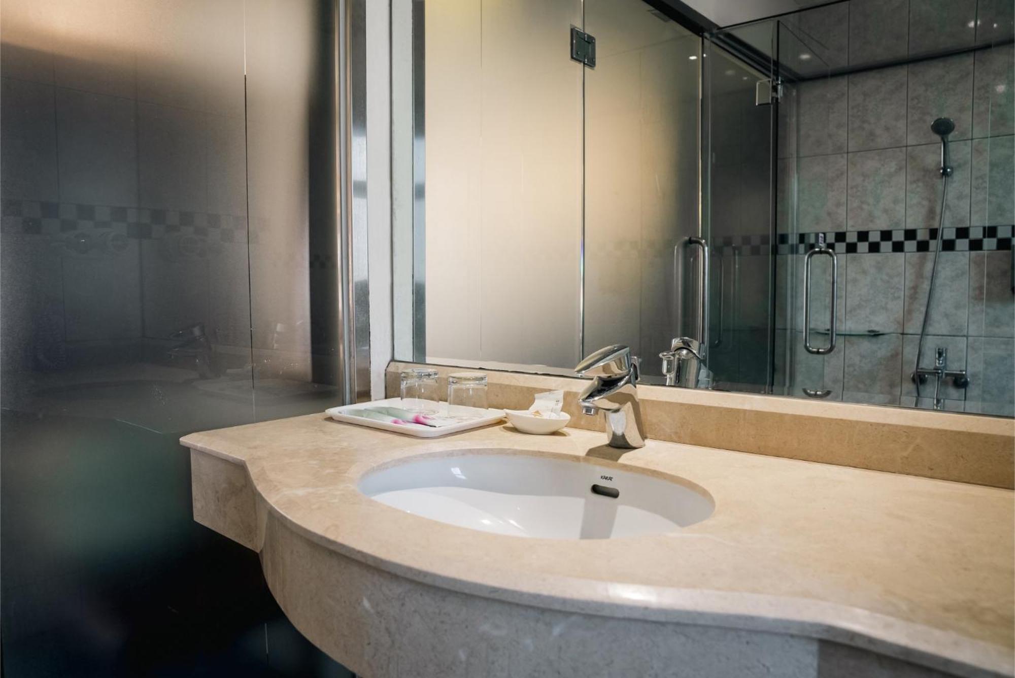 East Coast Hotel Хуалиен Сити Екстериор снимка